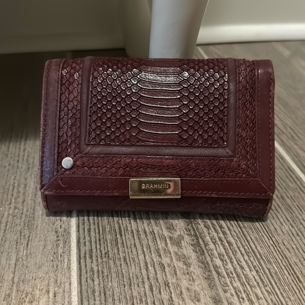 Great condition Brahmin wallet